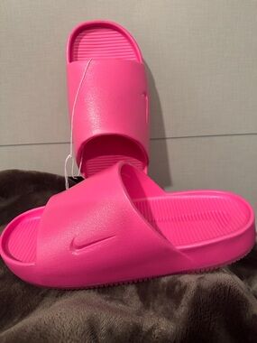 Nike Women’s Hot Pink Calm Slide Sandals NEW
